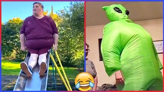 EXTREME Try Not To Laugh Challenge! 😂😂