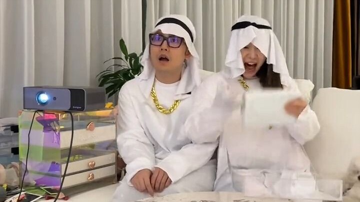 Cuối cùng cũng rủ được vợ cùng xem World Cup rồi!!!