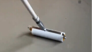 水泥自流平是不是和水一样可以倒在地上自己流平？