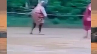 ibu ibu Shaolin soccer