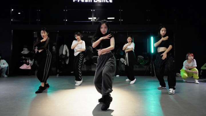 [Dancing] "Hush" - The Marías biên đạo bởi Yuki