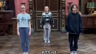 [Wednesday Season 2] Dance to Lady Gaga's new song "The Dead Dance" with Wolf Girl and Agnes. Gothic