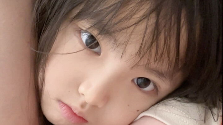 You shouldn't sleep with your back turned (˶‾᷄ ⁻̫ ‾᷅˵)