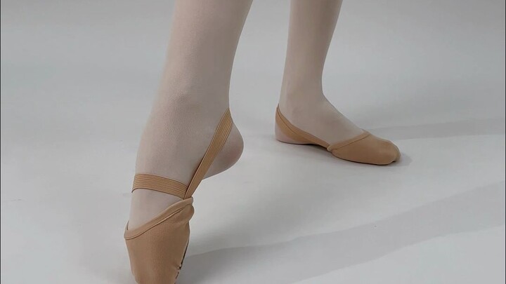 Bagaimana cara memakai sepatu yang solnya hanya setengah? Apakah sepatu tersebut cacat? Atau apakah 