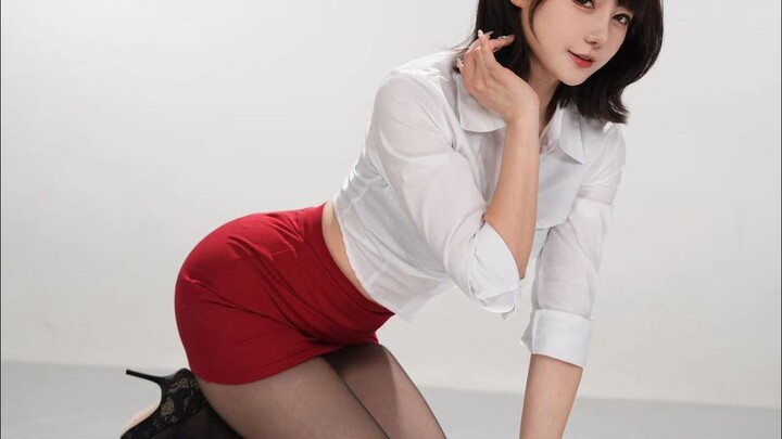 I guess you can't resist Miniskirt