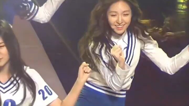 Wendy khi vừa debut mang một vẻ đẹp khó tả