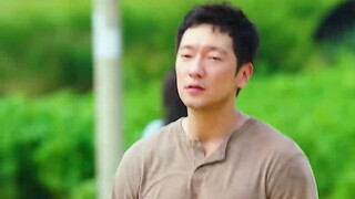 有些爱即使我们都不说 对方也能感觉到