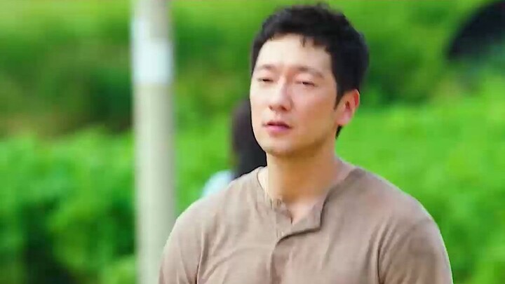 有些爱即使我们都不说 对方也能感觉到