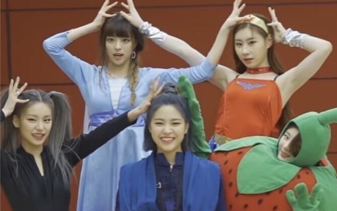 【ITZY】这是什么多元宇宙一锅烩