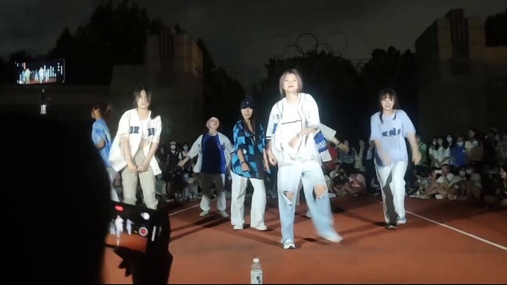 Beatbox Campus Roadshow | Fan support on site is awesome! | I love these passionate kpop people