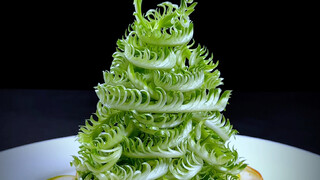 มอสกระเทียมที่ทำเหมือนกินไม่ได้ #dragonfingarlicmoss #creativefood #knifework