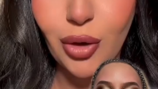 Bilang sebanyak apa pun, kakak perempuan ini tetap nggak suka produk ini! Gagal total~