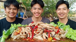 ตำตีนไก่โคตรแซ่บ ตีนอวบใหญ่เนื้อเยอะ แซ่บนัวร์อร่อยสุดๆ.