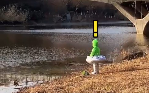 หนุ่มตั้งใจมาตกปลา ถึงขั้นหาวิธีป้องกันไม่ให้เมียตามตำแหน่งได้เลย!