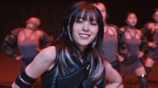 تم إصدار الفيديو الموسيقي المسبق لعودة فرقة ITZY لأغنية BORN TO BE