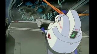 [Mobile SuitGundam] "Mặc quần áo đi ngủ, thói quen xấu"!