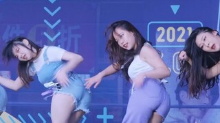 فتاة تايوانية ترقص على أغنية BLACKPINK "Crazy Over You"