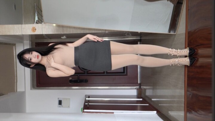 Versi lengkap sekretaris berdaging tebal dan halus telah tiba