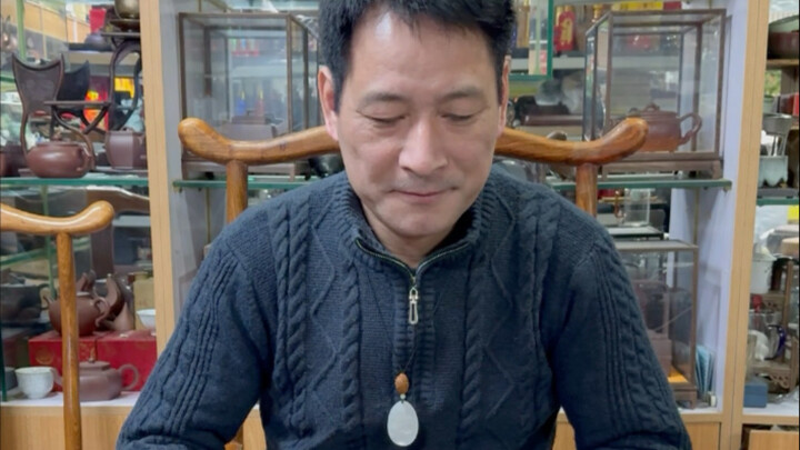 Kue Matcha yang Bikin Ayah Ahli Penilai Teh Premium Ketagihan!