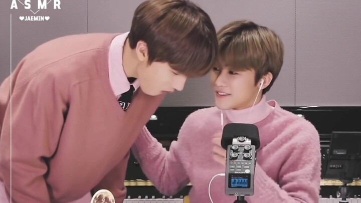 “Màn Nội vs Màn Nội” – gọi tắt là Màn Nội nhà người ta vs Màn Nội nhà khác