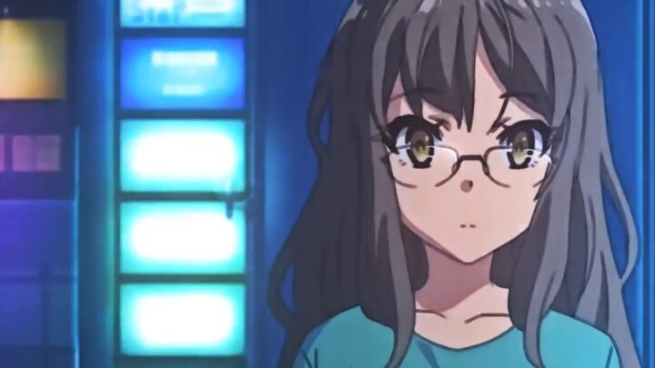 Apakah dia begitu dewasa di sekolah menengah pertama?