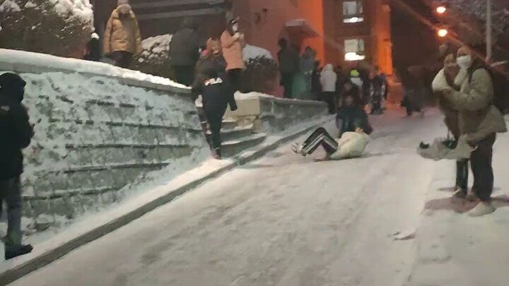 Advisor: What are my fragile college students up to?!