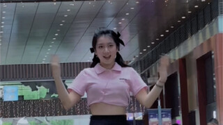 【BIDIDI】Kebahagiaan - Red Velvet Pei Jiewei road show live shot