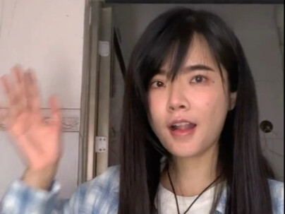 Rau tươi, trà ấm, cơm no — sao lại nói là nhà nghèo?