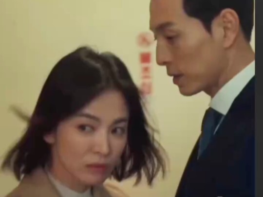 黑暗荣耀 仅仅是好奇吗？风不仅吹动了她发丝好像也吹动了他的心