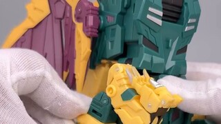 Do all the toys have magic powers? Why can't I walk when I see them? Transformers UT Rain-Seeking Gh