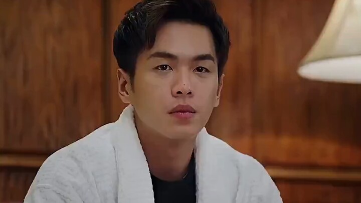 Tình yêu nằm ở những chi tiết nhỏ, không yêu cũng vậy.