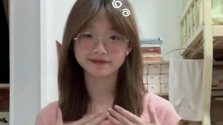 纯情女大学生申请出站！