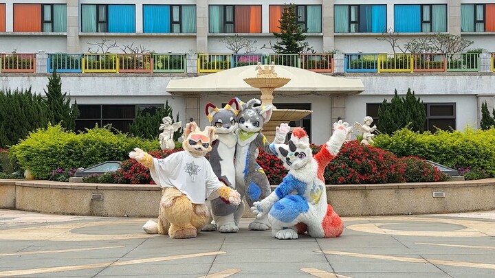 [Cat Dance] Having Fun with My Bestie in "Kami no Manimani"