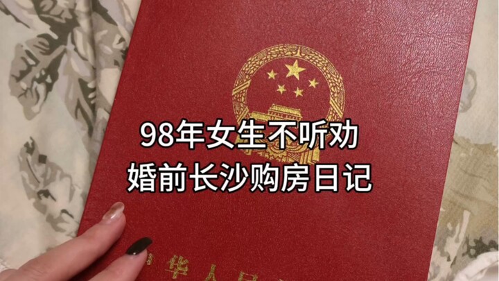 25-Year-Old Woman Ignores Everyone and Buys a Secondhand Apartment on the 5th Floor Without an Eleva