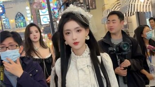 Tình yêu là gì?