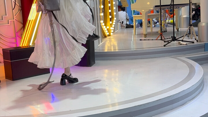 bw第二日碧蓝猫猫宅舞（侧面直拍