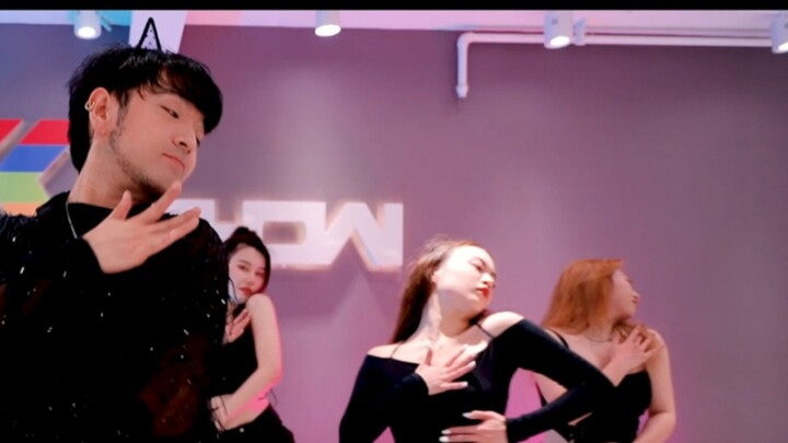 【AOA】How come old songs are so good? God still loves AOA so much. Let's be sexy kittens in "Catwalk 