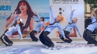أول سيارة من نوعها على الإنترنت Flyup، لديك كراسي مذهلة تدخل إلى الصين