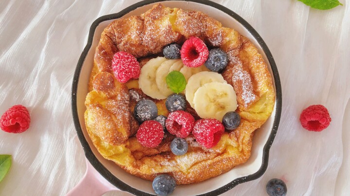 Pancake Dutch Baby yang Mudah Buat Pemalas