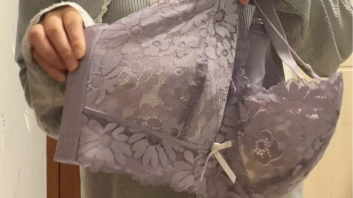 158丨Chia sẻ nội y giúp ngực to 80E trông nhỏ hơn – Phần 1!