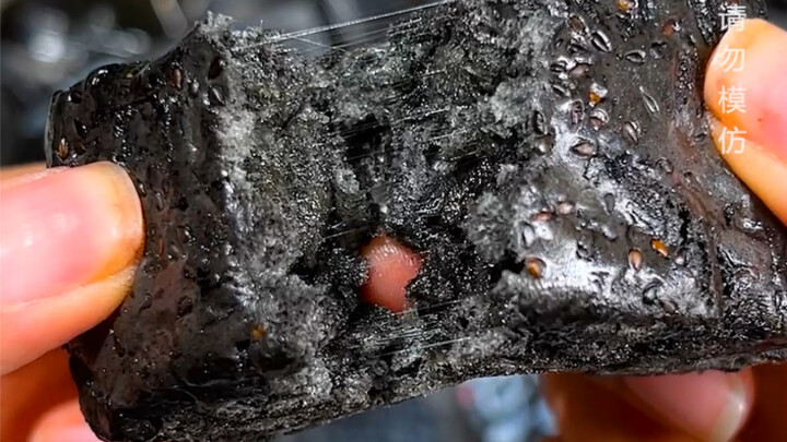 ยืมของต้องยืมแล้วคืน ไม่งั้นคราวหน้าจะยืมยากนะ #ซาจีหม่าท็อปปิ้งนมดำห้ารส#ข้าวสีดำ