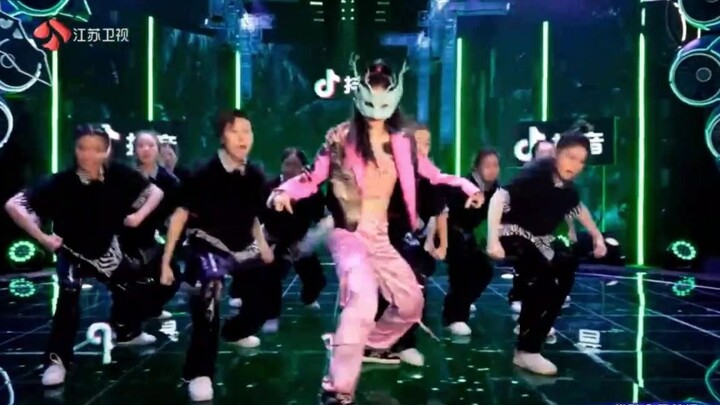 Masked Dancer 3 "Unknown" Xu Mengjie (Rainbow), the little rainbow shocked me