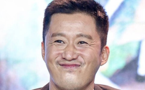 يي يانغ تشيان شي: وو جينغ شخص يمكن الاعتماد عليه، إذا حدث شيء ما، فهو جاد حقًا!