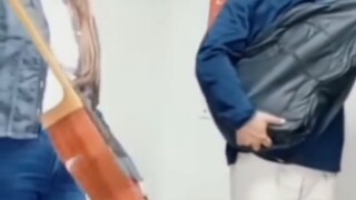 去朋友家练钢琴