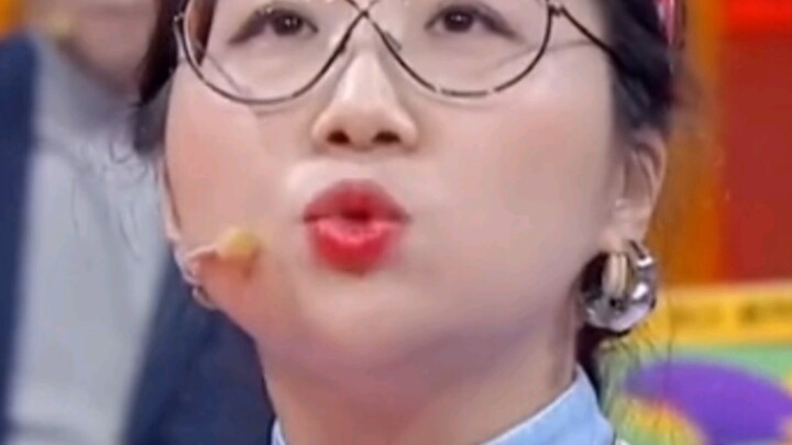 Does Watching Debate Competitions Make You Smarter?