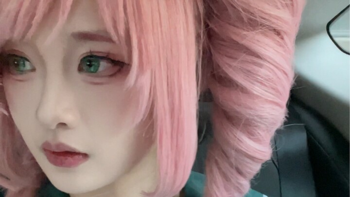 อาจารย์ ฉันเล่นเป็นสาวน้อยเวทมนตร์ค่ะ/ครับ