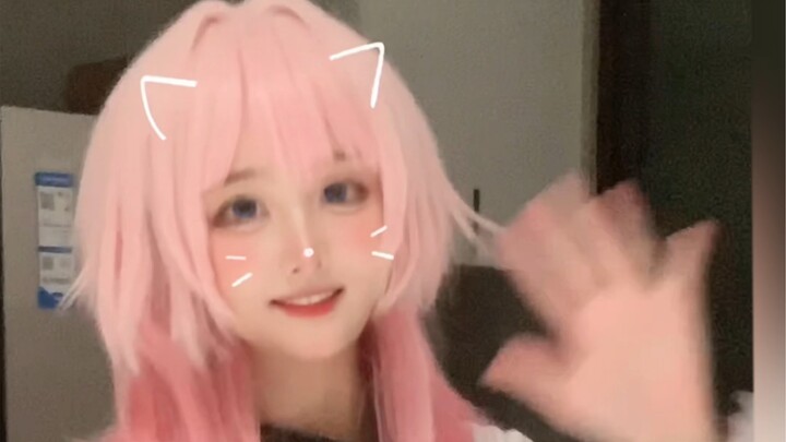 Come in and watch Xiao San Yue dance~ ( ̀⌄ ́)