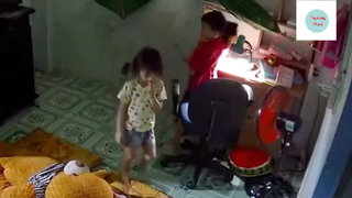 Trộm 'VIẾNG THĂM' khi bố mẹ vắng nhà, 2 cháu bé 'GỌI MẸ' cầu cứu qua camera #lifestyle