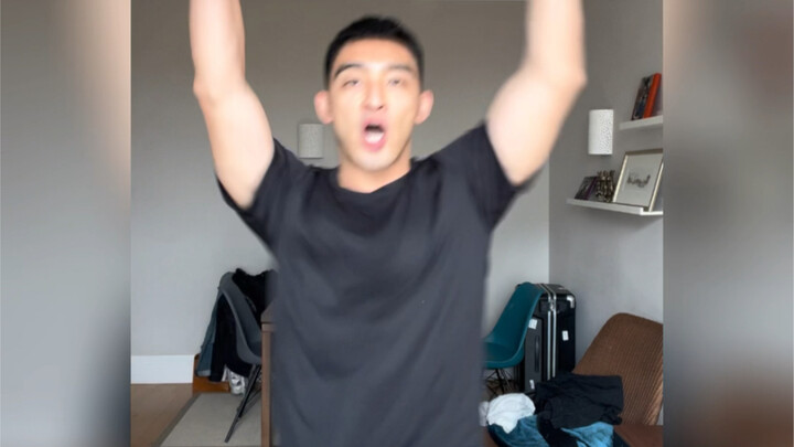 你的爸爸是做什么的？哈哈哈哈笑噶了