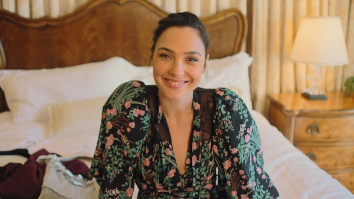 【Vogue】Exclusive Interview: Goddess Gal Gadot — Quick Q&A Face-to-Face